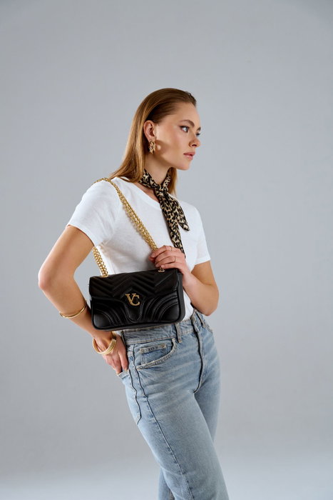 Vince Camuto Bolso Bandolera Negro Piel de Polivinilo con Dos Bolsillos Interiores Lucca